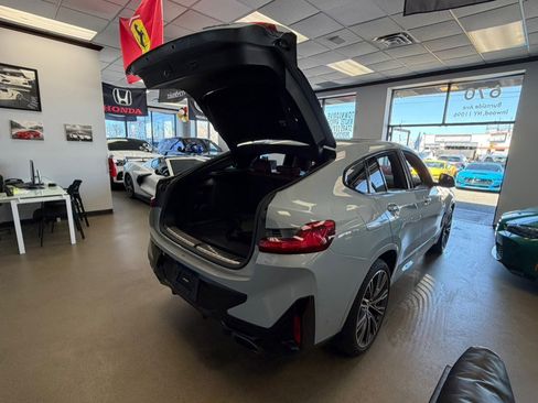 Used 2023 BMW X4 xDrive30i w/ M Sport Package AWD/4WD image 22