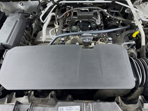 Used 2023 Chevrolet Colorado W/T image 38