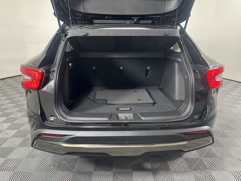 New 2026 Chevrolet Trax ACTIV w/ Sunroof Package image 11