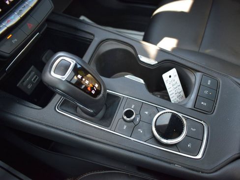 Used 2019 Cadillac XT4 Sport FWD image 30