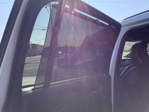 Used 2023 Jeep Grand Cherokee L Overland w/ Advanced Protech Group III image 28