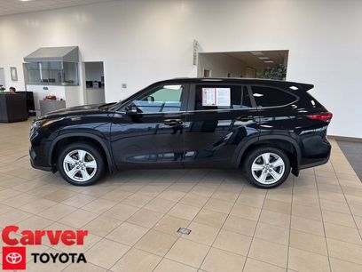 Certified 2023 Toyota Highlander LE