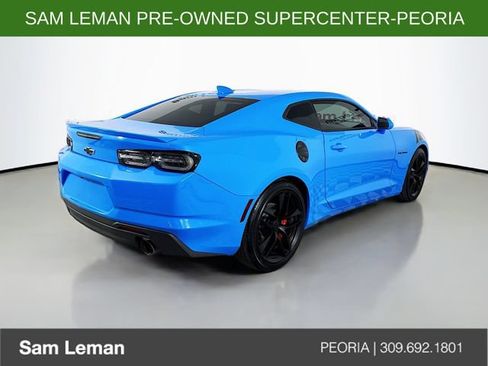 Used 2023 Chevrolet Camaro LT w/ Design Package 1 RWD image 7