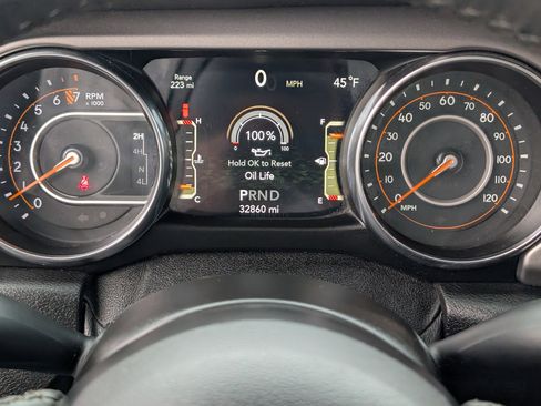 Used 2021 Jeep Wrangler Unlimited Sport image 22