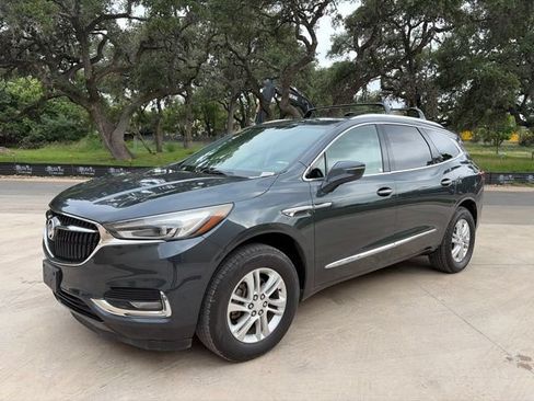 Used 2018 Buick Enclave Essence FWD image 1