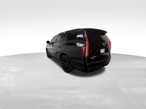 Used 2024 Cadillac Escalade Sport Platinum w/ LPO, ONYX Package AWD/4WD image 11