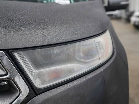 Used 2018 Ford Edge SEL image 10