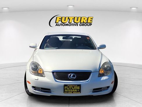 Used 2006 Lexus SC 430 Convertible RWD image 2