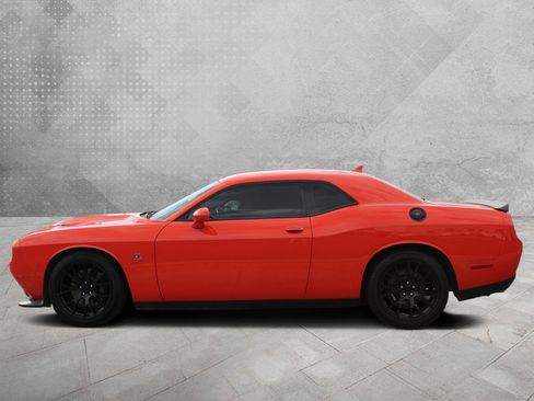 Used 2020 Dodge Challenger R/T Scat Pack image 6
