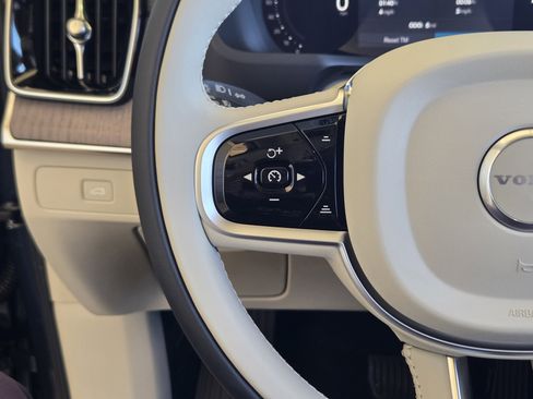 New 2026 Volvo XC90 B6 Ultra w/ Protection Package Premier image 28