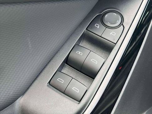 Used 2026 Chevrolet Equinox LT w/ Convenience Package II image 15