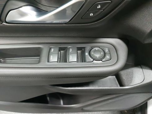 Used 2023 GMC Terrain SLE w/ Driver Convenience Package image 52