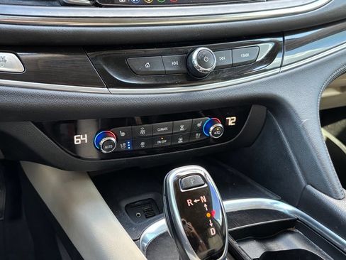 Used 2021 Buick Enclave Premium w/ Surround and Sites Package AWD/4WD image 22