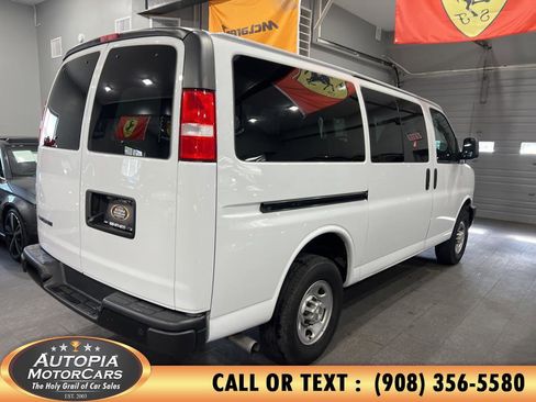 Used 2023 Chevrolet Express 3500 LS image 5