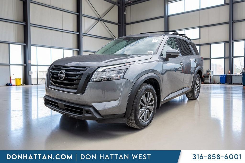Used 2022 Nissan Pathfinder SV FWD image 27