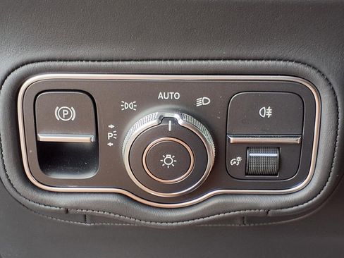 Used 2025 Mercedes-Benz G 63 AMG 4MATIC image 15