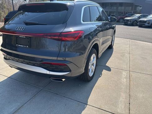 Used 2025 Audi Q5 Premium w/ Convenience Package AWD/4WD image 4
