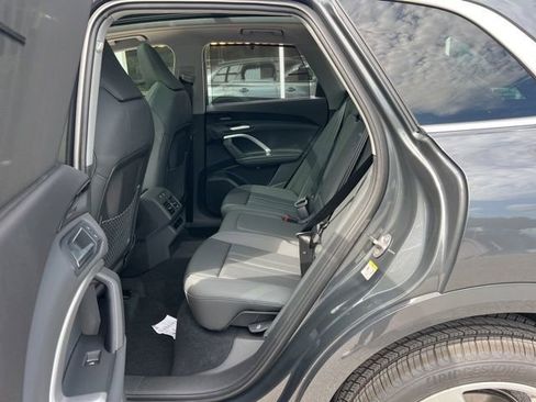 New 2025 Audi Q5 Premium Plus image 22