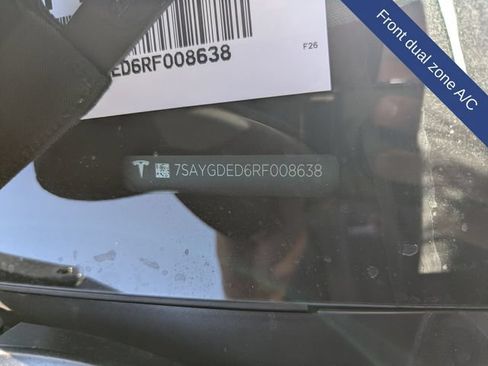 Used 2024 Tesla Model Y 2WD image 11