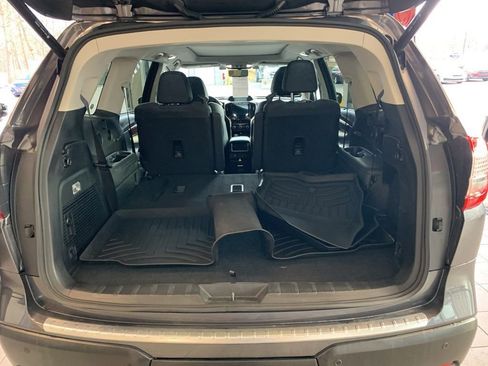 Used 2022 Subaru Ascent Touring image 18