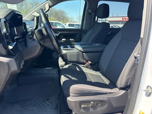 Used 2024 Chevrolet Silverado 2500 LT AWD/4WD image 9