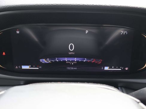 Used 2024 Jeep Wagoneer Series II RWD image 13