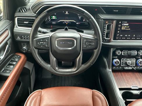 Certified 2023 GMC Yukon XL Denali Ultimate w/ LPO, Floor Liner Package image 15