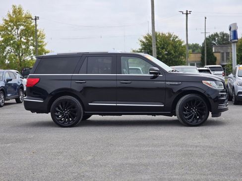 Used 2021 Lincoln Navigator Reserve image 8