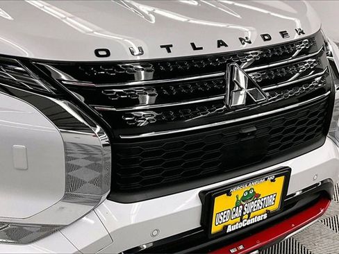 Used 2023 Mitsubishi Outlander Ralliart image 27