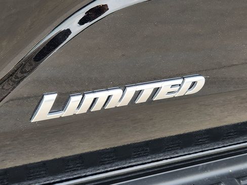 Used 2025 Toyota 4Runner Limited image 13