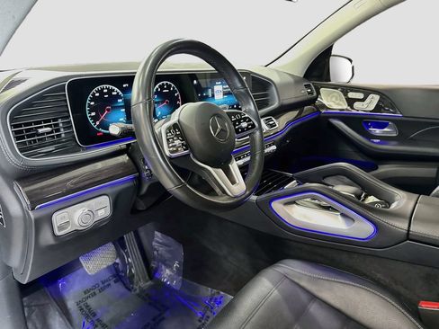 Certified 2022 Mercedes-Benz GLS 450 4MATIC image 9