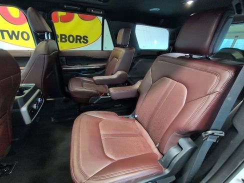 Certified 2024 Ford Expedition Limited AWD/4WD image 28
