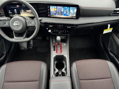 New 2026 Nissan Kicks SR w/ Illumination Package image 13