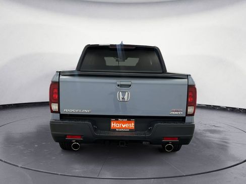 Used 2023 Honda Ridgeline Sport image 7