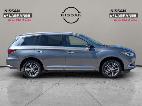 Used 2020 INFINITI QX60 Luxe w/ Essential Package image 4