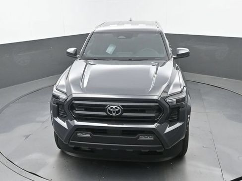 Used 2026 Toyota Tacoma SR5 RWD image 28
