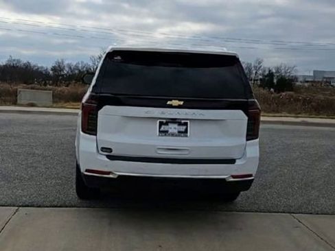 New 2026 Chevrolet Suburban LS RWD image 7