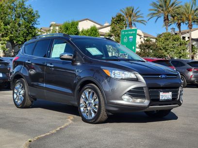 Used 2016 Ford Escape SE w/ SE Chrome Package