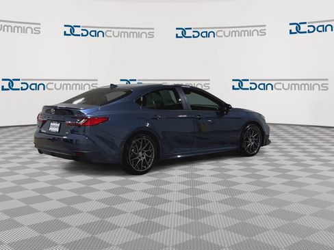 Used 2026 Toyota Camry SE FWD image 8