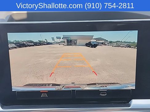 Used 2025 GMC Sierra 1500 SLT AWD/4WD image 5