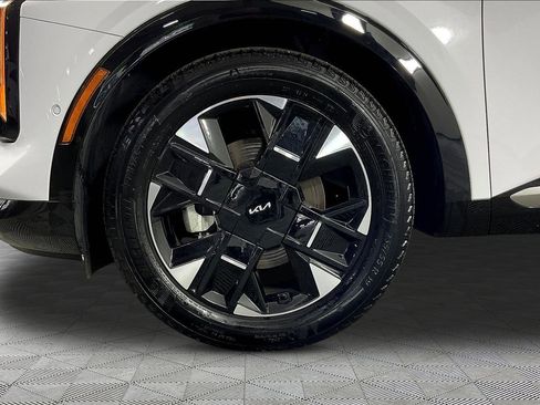 Certified 2026 Kia Sportage SX FWD image 34