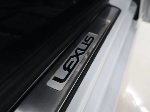 Used 2019 Lexus IS 300 F Sport w/ F Sport Package AWD/4WD image 46