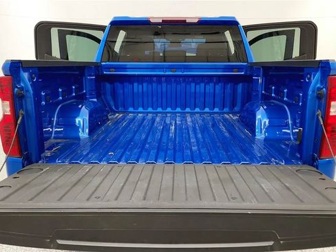 Used 2023 Chevrolet Silverado 1500 LT w/ Z71 Off-Road Package image 19