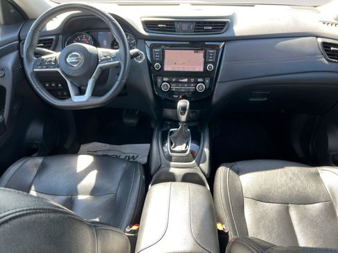 Used 2019 Nissan Rogue SL FWD image 11