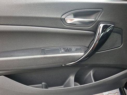 Used 2020 BMW 230i Coupe w/ Premium Package image 12