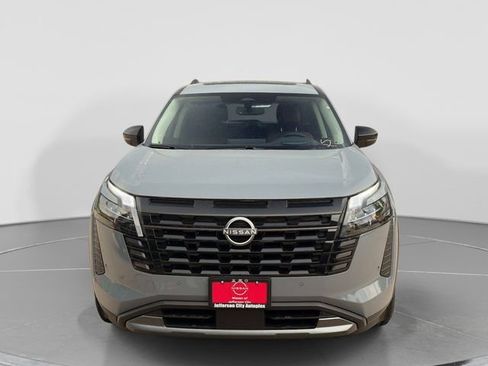 New 2026 Nissan Pathfinder Platinum AWD/4WD image 10