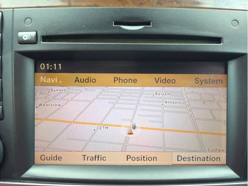 Used 2011 Mercedes-Benz R 350 BlueTEC 4MATIC image 22