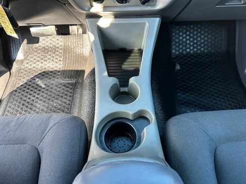 Used 2002 Ford Explorer Sport Trac Value image 21