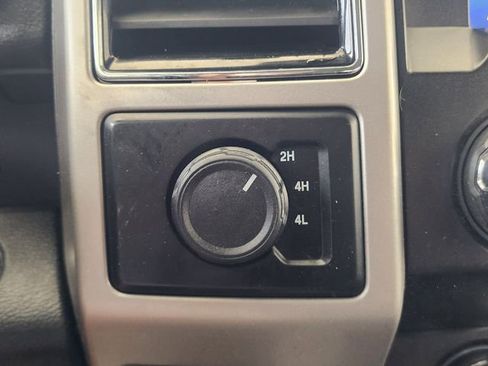 Used 2021 Ford F350 Lariat w/ Lariat Ultimate Package AWD/4WD image 34