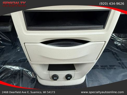 Used 2013 Chrysler Town & Country Touring FWD image 30